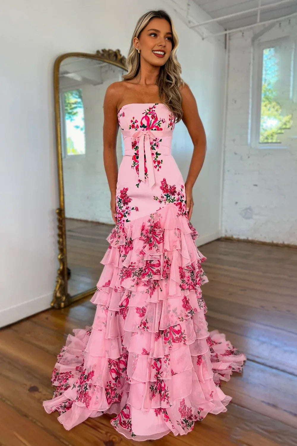 Vestido Weitese, bonito vestido de fiesta rosa sin tirantes, largo, estilo sirena, con falda de gasa estampada con volantes.